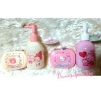 ราคา กล่องสบู่ และขวดปั๊ม สำหรับใส่โลชั่น หรือ สบู่เหลว ความจุ 300 ml. ลายคิตตี้ และ มายเมโลดี้ ลิขสิทธิ์ญี่ปุ่นผลิตในจีน (571891802)