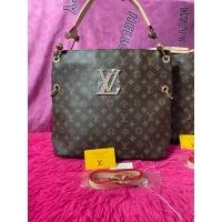 ราคา กระเป๋าหลุยใบละ 350 มีถุงผ้าให้คะ (57350089619)