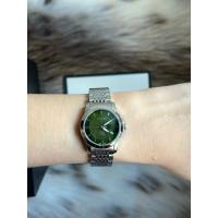 ราคา ⌚️Gucci Round Face Green Dial Date Lady’size GG Logo (43311193124)