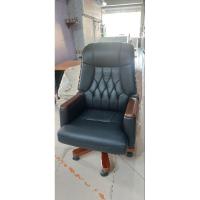 ราคา เก้าอี้ผู้บริหารหนังแท้ (เฉพาะจุดสัมผัส) พนักแขนไม้โอ๊คผิวด้าน (25813327516)