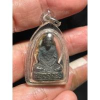 ราคา รูปหล่อรุ่นแรกหลวงพ่อกี๋ วัดแหลมมะขาม พร้อมแผ่นหนังจารมือ (42525201133)