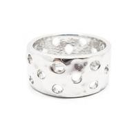 ราคา แหวนเกลี้ยงลายกลมฉลุชุบทองคำขาว (62397668)