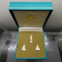 ราคา ชุดพระสามพี่น้อง เนื้อเงิน 99.99 "พระพุทธโสธร พระบ้านแหลม พระวัดไร่ขิง" พ.ศ.2539 พร้อมกล่องเดิม จัดสร้างน้อย (41027237057)