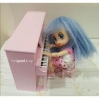 ราคา เปียนโนจิ๋ว 1:12 จำนวน 1หลังพร้อมเก้าอี้ มีให้เลือก 3สี (3744396206)