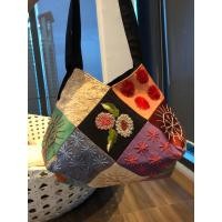 ราคา กระเป๋าปักผ้าไหมแท้ ลายดอกไม้หลากสี กระเป๋าสะพายผ้าไทย ดำ ม่วง ส้ม แดง เขียว เทา น้ำตาล ลายไทย (22975119819)