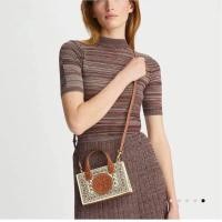 ราคา (ผ่อน 0%) ของแท้!! พร้อมส่งในไทย❤️ Tory Burch Ella Printed Mini Tote Bag ลายดอกไม้ (8037368628)