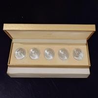 ราคา เหรียญพระพุทธปัญจภาคี เนื้อเงิน พิมพ์ใหญ่ ที่ระลึกพระราชพิธีกาญจนาภิเษก ในหลวงรัชกาลที่9 ปี พ.ศ.2539 พร้อมกล่อง ครบชุ... (46503851426)