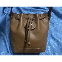 ราคา กระเป๋าสะพายข้าง crossbody ทรงจีบ ถัง สีน้ำตาล (9642764016)