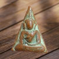 ราคา NEWพระนางพญา กรุเก่า จ.พิษณุโลก พิมพ์สังฆาฏิ จีวรพริ้วไหวสวย หลังลายนิ้วมือ คราบราดำและเม็ดแร่แลงโผล่พองาม สวยงดงามจั (19739647620)