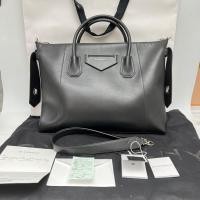 ราคา Givenchy Antigona Bag (23274886733)