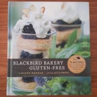 ราคา (มือสอง) [ภาษาอังกฤษ] หนังสือ Blackbird Bakery Gluten Free ตำราอาหาร คู่มือทำ สูตรการทำ Bakery เบเกอรี่ Cake ขนมเค้ก (28379078549)