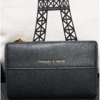 ราคา Used Charles&Keith #กระเป๋าสตางค์ #Charles&Keith #ของแท้ (2062110151)