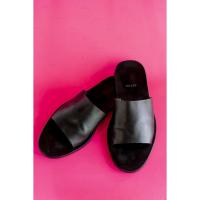 ราคา BALLY— slide single-strap leather sandals. Black. Slick and minimalist! (20022216608)