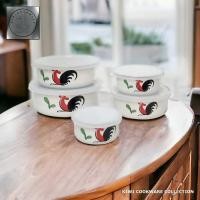 ราคา Nostalgic Old School Pan ชุดชามและฝาปิด 5 ชิ้นเคลือบวัสดุ Rooster Motif ชุดชามผสมชามเคลือบชามสลัดเคลือบอาหารเย็นพร้อมฝาปิดคลาสสิกหม้อ (19486502222)