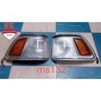 ราคา ไฟมุม toyota crown ms132 สินค้ามือสอง (49602972857)