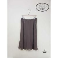 ราคา (พร้อมจัดส่ง) กระโปรงยาว พลีท LAURA ASHLEY ผ้าพลิ้วบาง มีซับใน มีซิปด้านข้าง สีน้้ำตาลออกเทา สภาพ90% (41405029886)
