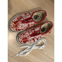 ราคา รองเท้า Vans แท้ มือสองสีขาวแดง (28673380417)