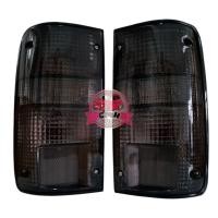 ราคา ไฟท้าย +ชุดสายไฟ ฝาไฟท้าย แต่ง โตโยต้า ไมตี้ เอ็กซ์ TOYOTA MIGHTY-X เลนส์ รมดำ สโมค (42670739944)