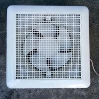 ราคา มือสอง - Hatari พัดลมดูดอากาศติดฝ้าเพดาน Hatari รุ่น HE-VC20M1(G) THA IVORY WHITE - มือสอง งานประมูล สภาพดีมาก @480.- (832040942)