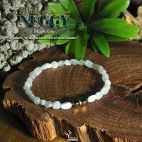 ราคา สร้อยข้อมือหินแท้ 100% " มูนสโตน : Moonstone " ทรงอิสระ หินเสริมโชคลาภ กำไลหินนำโชค หินมงคล หินนำโชค สร้อยข้อมือหินนำโชค (23758039866)