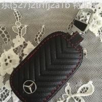 ราคา 【2022 -2025】 กระเป๋าใส่กุญแจรถยนต์หนังแท้สไตล์ยอดนิยม กระเป๋าใส่กุญแจ unisex หนังวัว ผู้ผลิตกระเป๋า (52453386760)