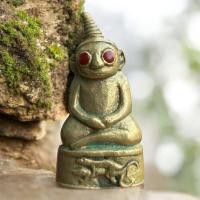 ราคา งั่งตาแดง รุ่นแรก หลวงปู่ฤทธิ์ รัตนโชโต อุดผงยมบาลใจ อุดกริ่ง หายากสุด เมตตามหาเสน่ห์เด็ดขาด (24122167670)