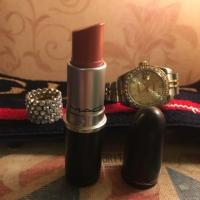 ราคา ✨ส่งต่อ ลิปสติก M.A.C สี Shanghai 200 บาท✨ (1611684661)