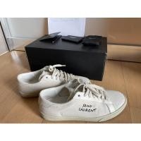 ราคา รองเท้าผ้าใบYSL Saint laurent sneaker Size40 มือสอง สภาพดีไม่มีตำหนิ อุปกรณ์ครบ (19468261860)