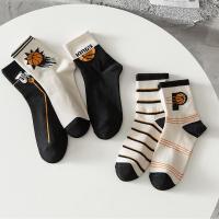 ราคา KS45 ถุงเท้าผู้ชายถุงเท้ายาวถุงเท้าแฟชั่นผู้ชาย (52302130444)