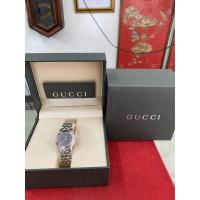 ราคา นาฬิกา GUCCI ขนาด lady ระบบควอตซ์ อุปกรณ์ครบกล่องและใบ นาฬิกามือสองของแท้ (11645792545)