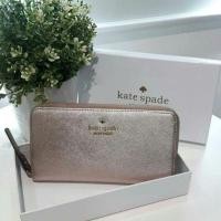 ราคา กระเป๋าสตางค์ใบยาวซิปรอบ แบรนด์ Kate Space แท้งานoutlet วัสดุหนังลาย saffiano อะไหล่สีทอง ใบนี้สวย รีบคว้าด่วนเลยค่ะ (1134899652)