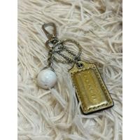 ราคา พร้อมส่ง**พวงกุญแจ Coach แท้มือสอง (22522559178)