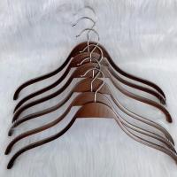 ราคา Thai_66 ไม้แขวนเสื้อไม้ซาร่า (12ชิ้น) สีน้ำตาล Y-03 (18742823412)