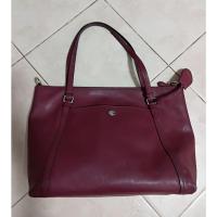 ราคา กระเป๋าสะพายcoachแท้แดงเลือดหมู13นิ้วตำหนิสายเหนียวมีร่องรอยการใช้งานด้านในสวย (41224621334)