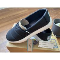 ราคา รองเท้า TOMS Sz.36.5/23 cm มือ1 สีดำ (20508808668)