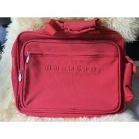 ราคา กระเป๋าใส่คอมพิวเตอร์ยี่ห้อ Huskies มือสอง ของแท้ (6331892658)