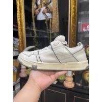 ราคา รองเท้ามือสอง วาเลนติโน่ size41//26cm. (26392682170)