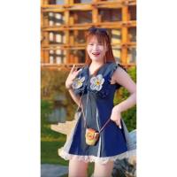 ราคา 1.1 ✅ [พร้อมส่งเดรสยีนส์] ชุดเดรสกระโปรงยีนส์แท้ ปักลายดอก3D เชือกผูกเอว สำหรับสาวไซต์อวบนะคะ (41556421651)