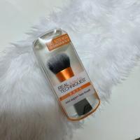 ราคา Real Techniques Mini Expert Face Brush แท้ (6738164624)