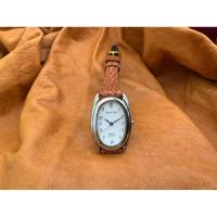 ราคา นาฬิกาแฟชั่นญี่ปุ่นตัวเรือนทำจากเงินแท้ยี่ห้อ Future Club ของแท้มือสองสภาพดี ราคา 890 บาท (27852828715)