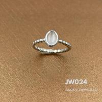 ราคา แหวนพลอยมูนสโตน (มุกดาหาร) มินิมอล เรือนเงิน 925 (23729915906)