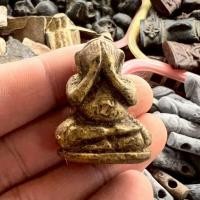 ราคา พระปิดตาพิมพ์ใหญ่ รุ่นทำน้ำมนต์ หลวงปู่ทิม วัดละหารไร่ พระบ้านรวมๆสวยๆวัดใจ (29441953280)