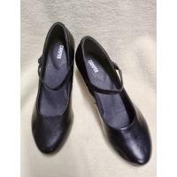 ราคา รองเท้าคัทชู แบรนด์ camper สีดำ เบอร์ 38 มือสอง สวยใหม่ยันพื้น (26785383245)