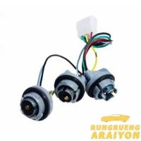 ราคา ขั้วไฟท้าย มิตซูบิชิ สตาร์ด้า/L200 อย่างดี (Mitsubishi Strada) 1อัน (22683496936)