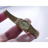 ราคา นาฬิกา Vintage มือสองญี่ปุ่น Citizen ชุบทอง 49 5129 หน้าปัดสีเหลือง ผู้หญิง Quartz รูปทรงเบาะ 21mm (43622812160)