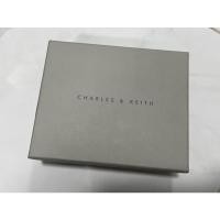 ราคา กระเป๋าตังค์ Charles & Keith Wallet มือสองแท้จากช็อป สีส้ม Pumpkin (22914182811)