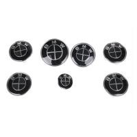 ราคา 7 ชิ้น/เซ็ตสําหรับ BMW โลโก้ด้านหน้าด้านหลัง Bonnet ฝากระโปรงสัญลักษณ์ฝาครอบพวงมาลัยสติกเกอร์ Hub ครอบคลุม Alpina M badge สีดําสีขาว 82 มม.74 มม. (47951125298)