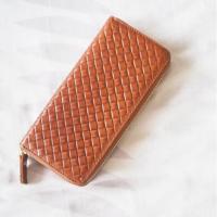 ราคา WALLER กระเป๋าสตางค์หนังแท้ รุ่นลายสานซิบรอบสีน้ำตาลหนังวัว จุมาก ทนสุดๆ (914531997)