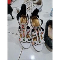 ราคา รองเท้ามือสอง รองเท้าส้นสูง (13951354386)