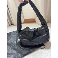 ราคา กระเป๋าสะพายข้างCPSแท้100% (42313571993)